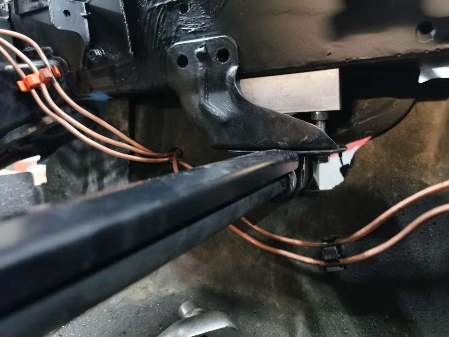 Sway bar reinforcement blocks for mazda mx5 miata na/nb/nbfl